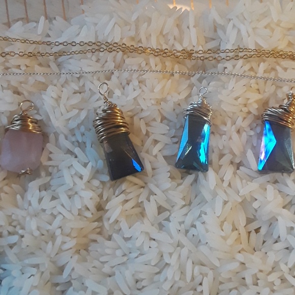 Helen Flatmo Jewelry Jewelry - NWT Bundle of Crystal and quartz Necklaces